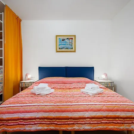 Cozy Nur 280 Meter Zum Mit Garten, Klima, Wifi *