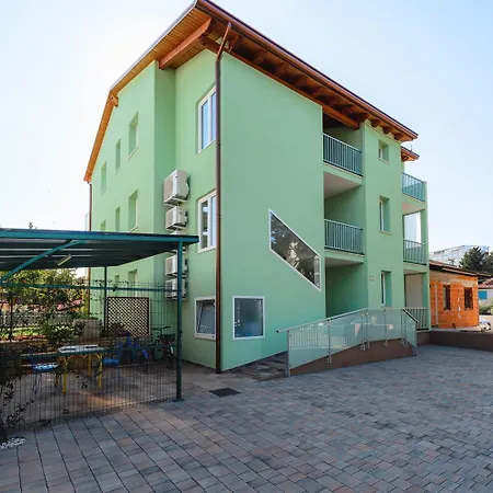 Cozy Nur 280 Meter Zum Mit Garten, Klima, Wifi Umag